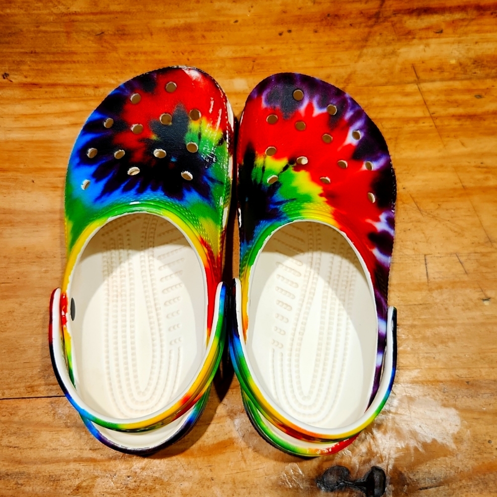 Kids Crocs - tie dye size J2